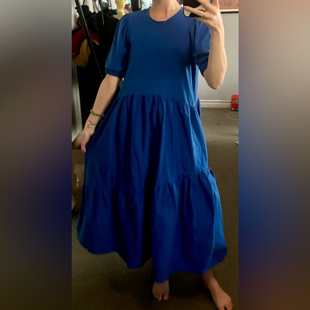 Mellóday t-shirt dress, size small, royal blue